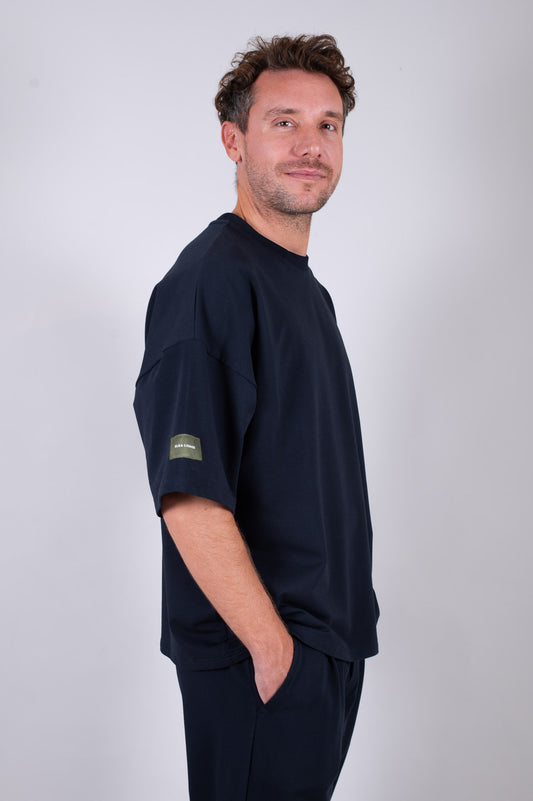 Pánske mikinové tričko z biobavlny Deep blue - loose fit