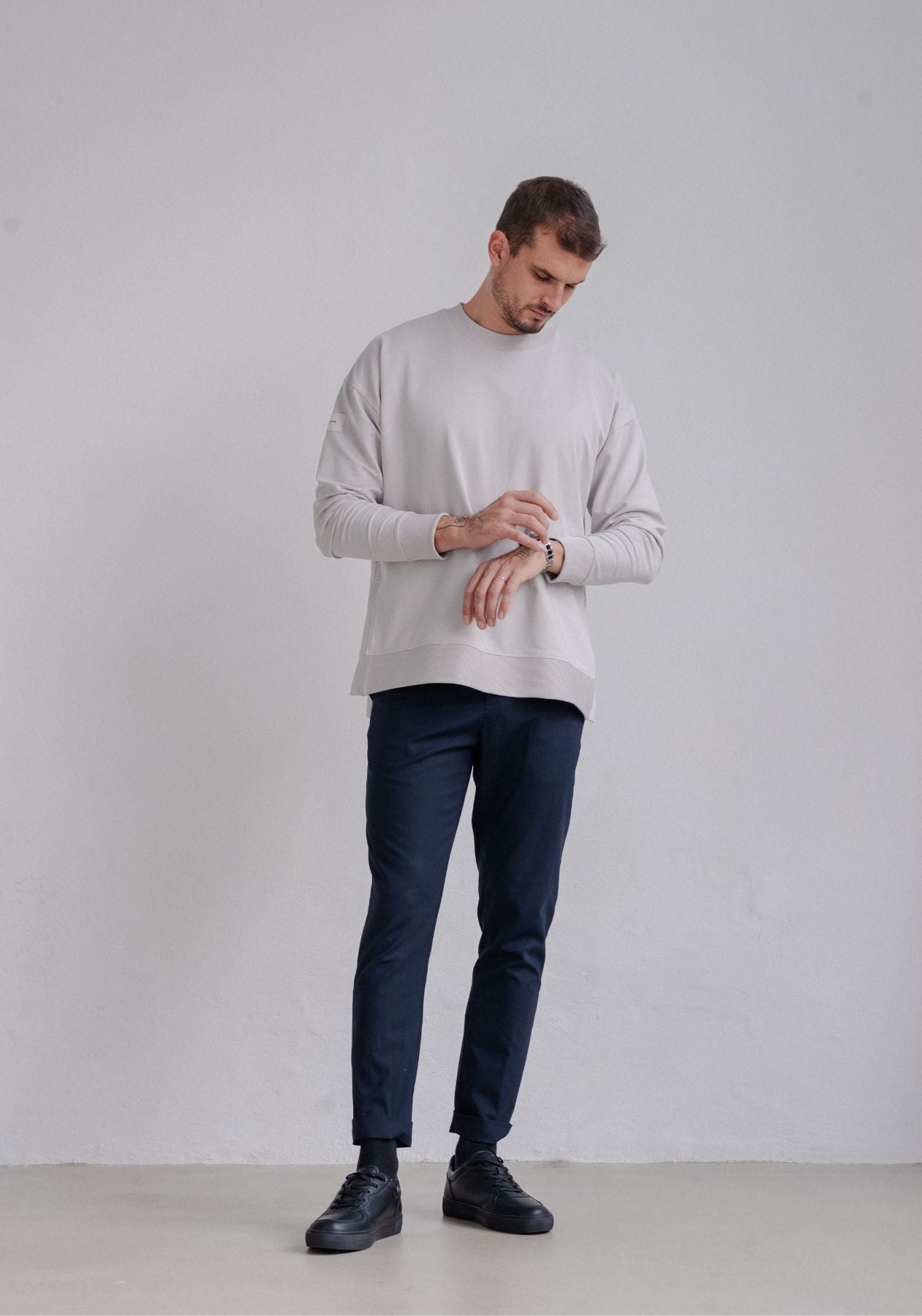 Men Sweatshirt Classic organic cotton z rozcieciami - Loose fit
