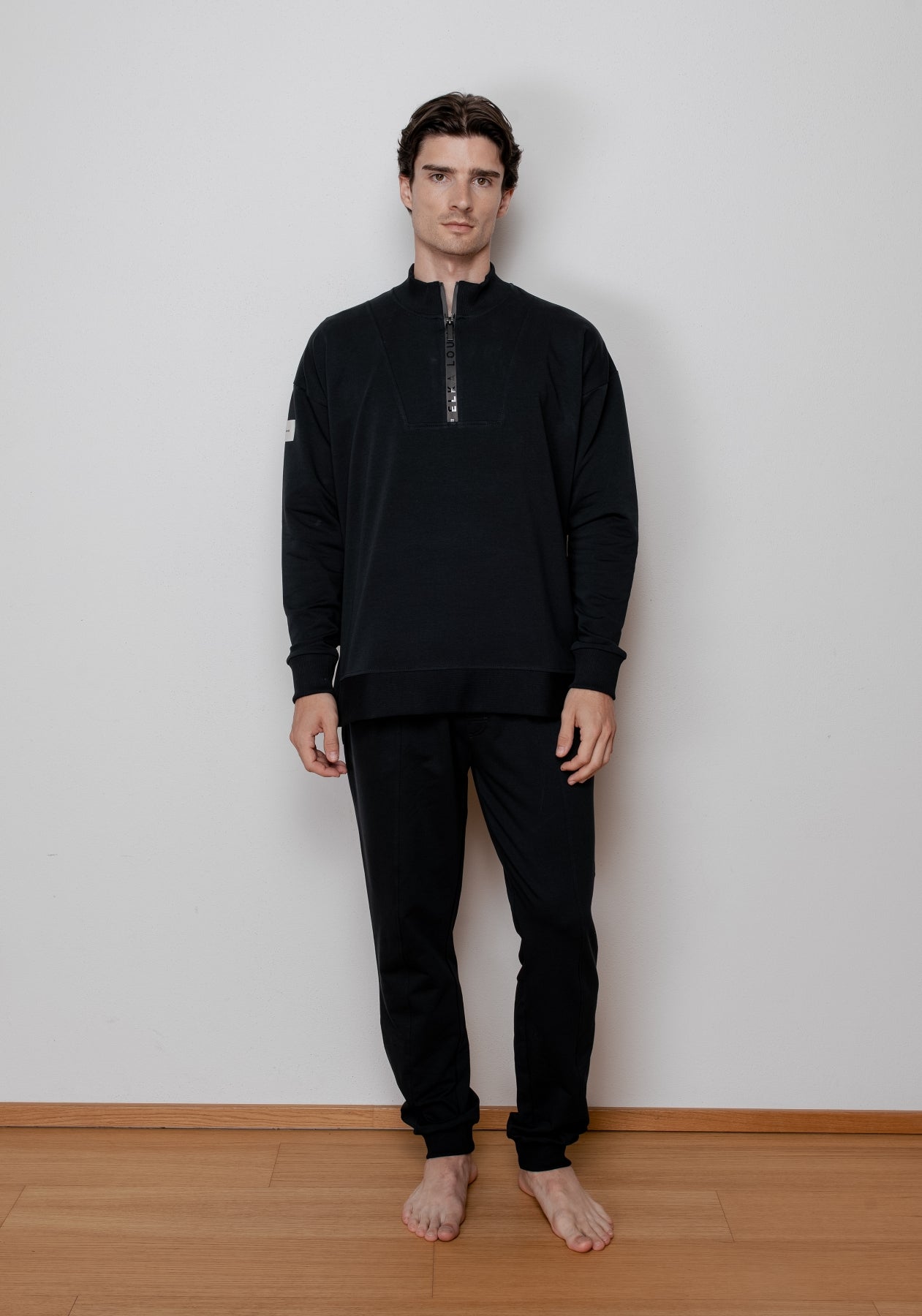Pánske teplákové nohavice z biobavlny Black - loose fit