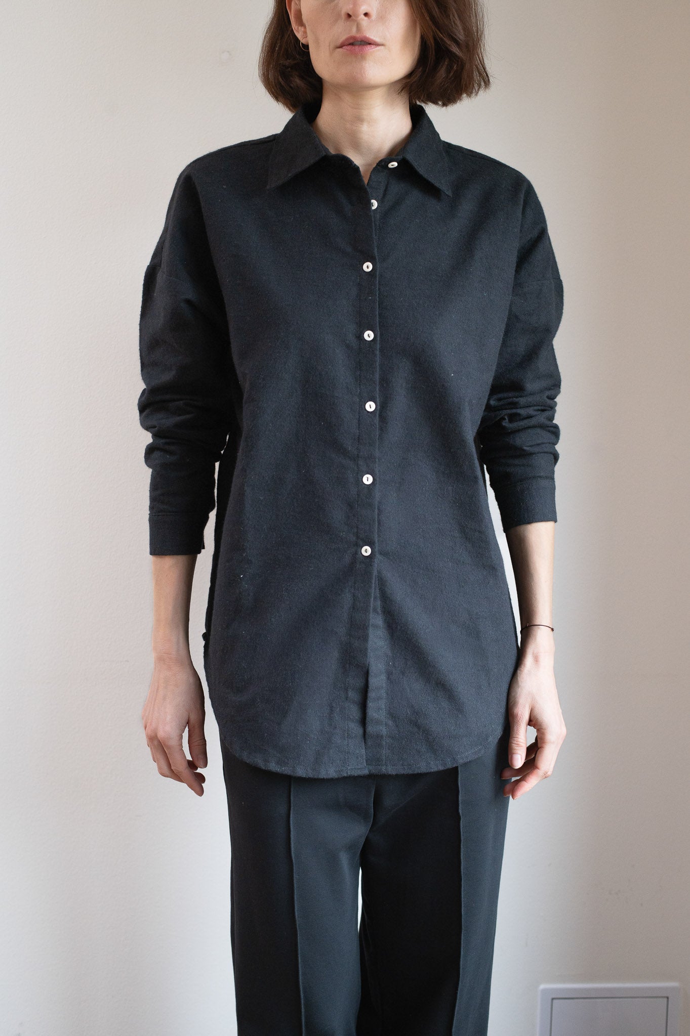 Women’s Flannel Shirt with Collar Loose Fit – Black