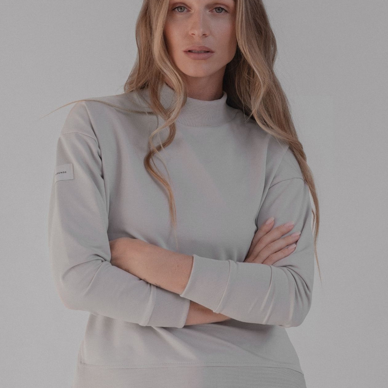 Dámská mikina High neck z biobavlny s rozparky - loose fit