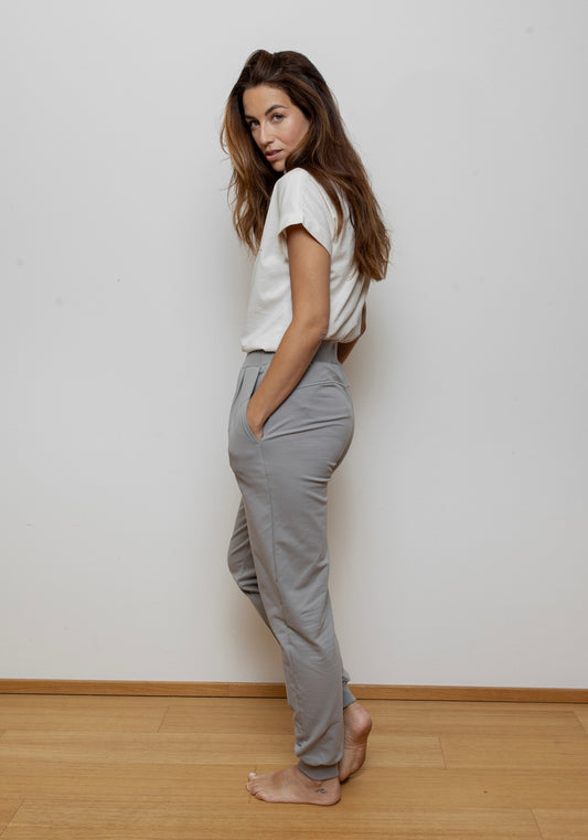 Dámske teplákové nohavice z biobavlny Gray brushed - loose fit