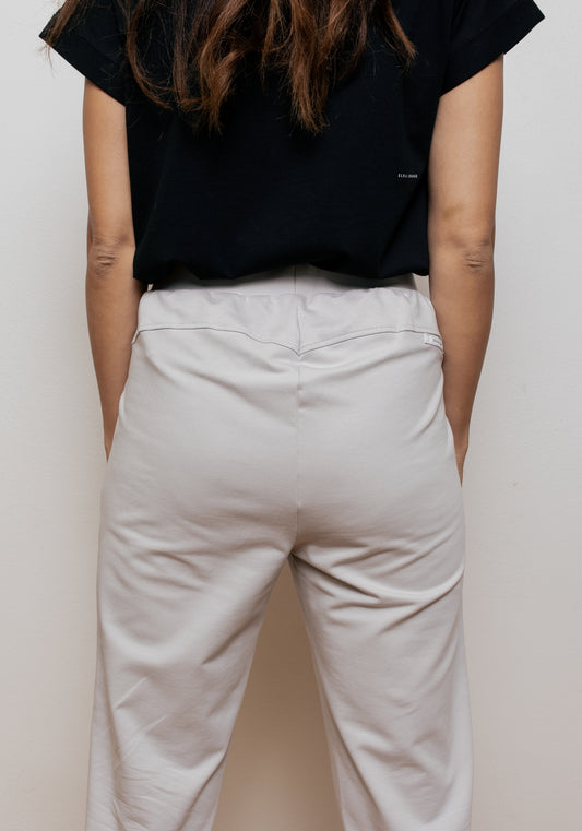 Dámske teplákové nohavice z biobavlny - loose fit