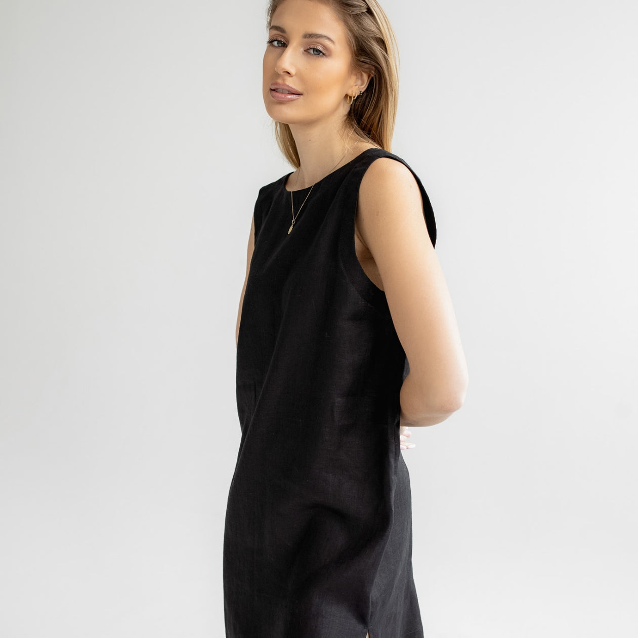 Women linen dress short - regular fit