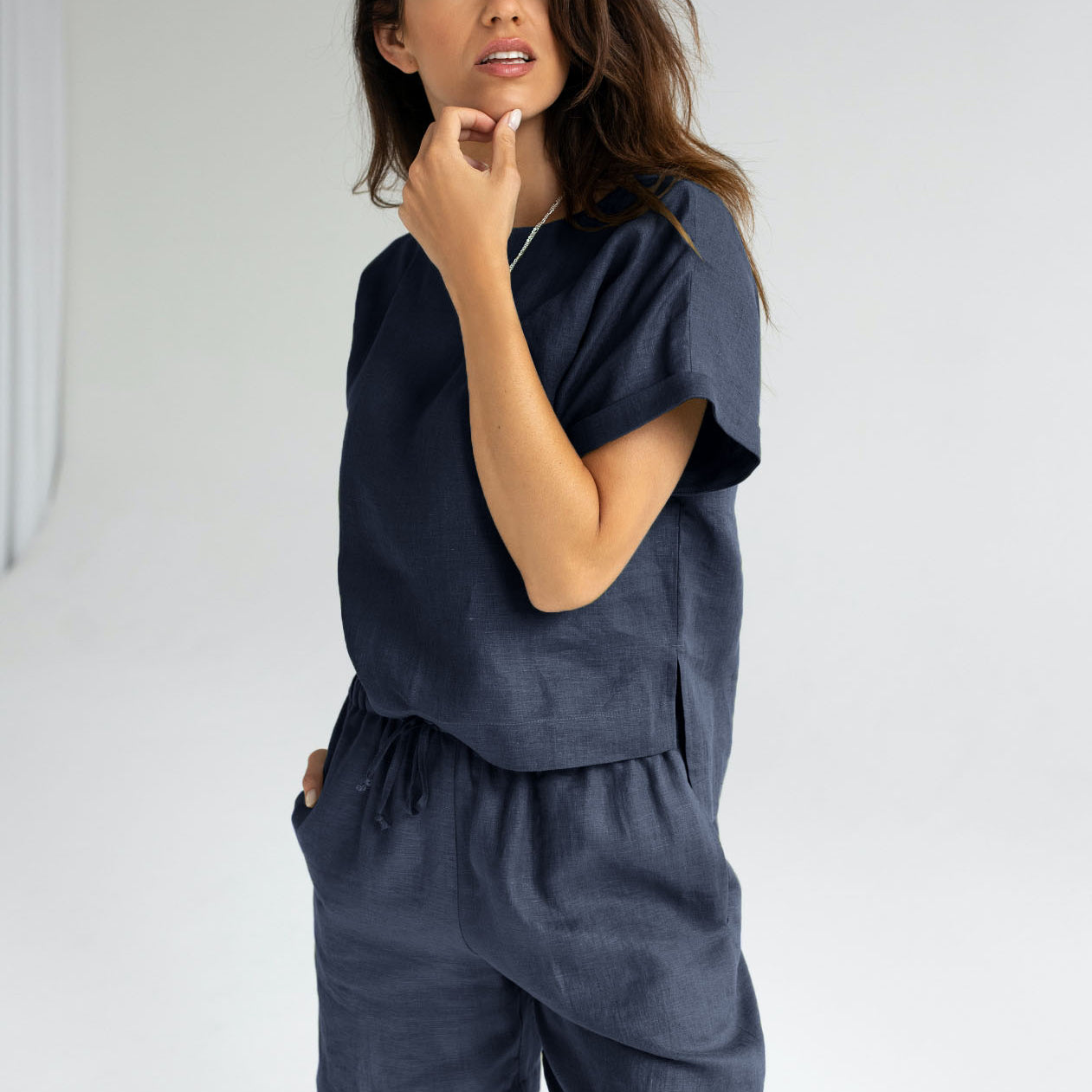 Women linen shorts - regular fit