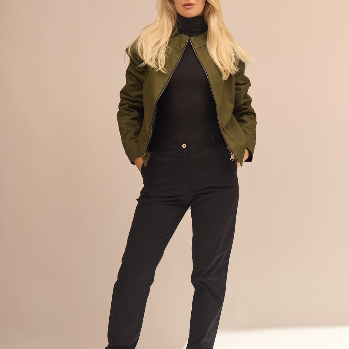 Elegant short women’s jacket