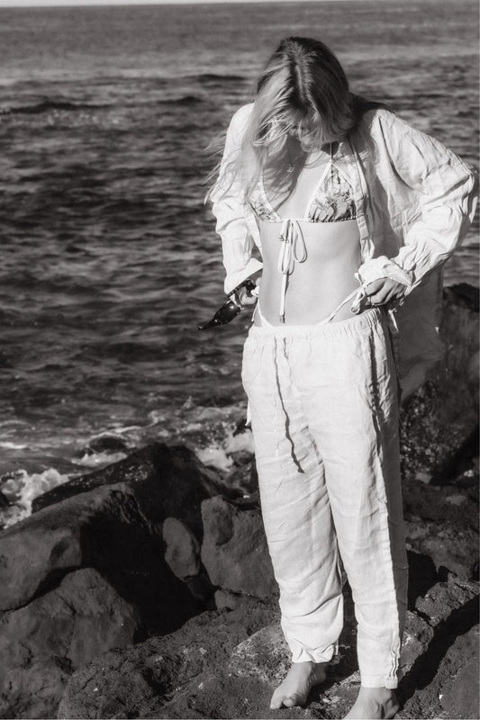 Outfit by Aneta Kalivodová | All Pearl gray Linen pant & loose fit shirt