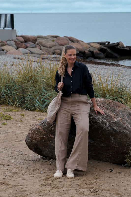 Outfit by Daniela | Linen wide-leg pants & Shirt with collar Deep blue