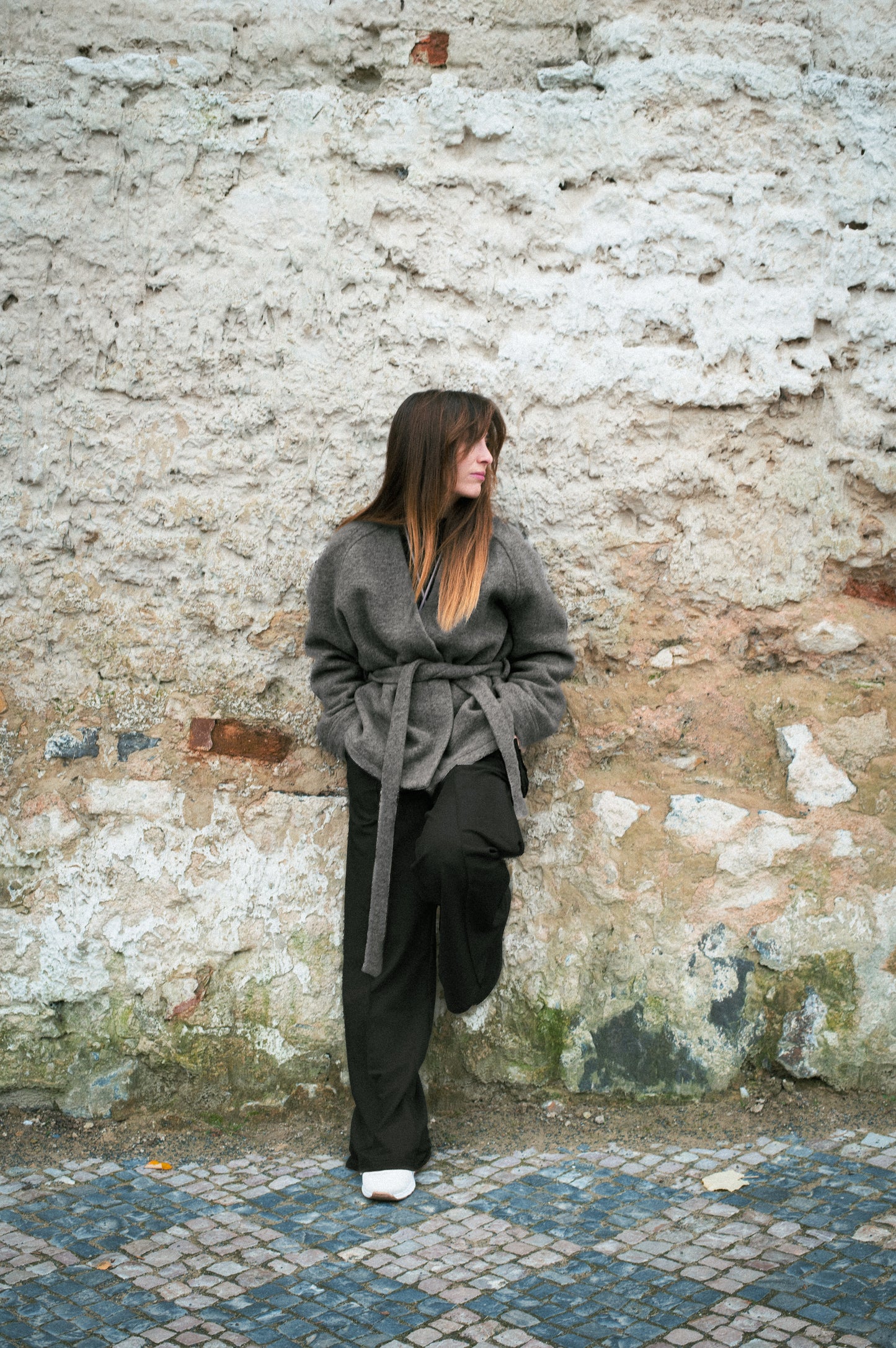 Dámske teplákové nohavice wide-leg z biobavlny Black - Regular fit