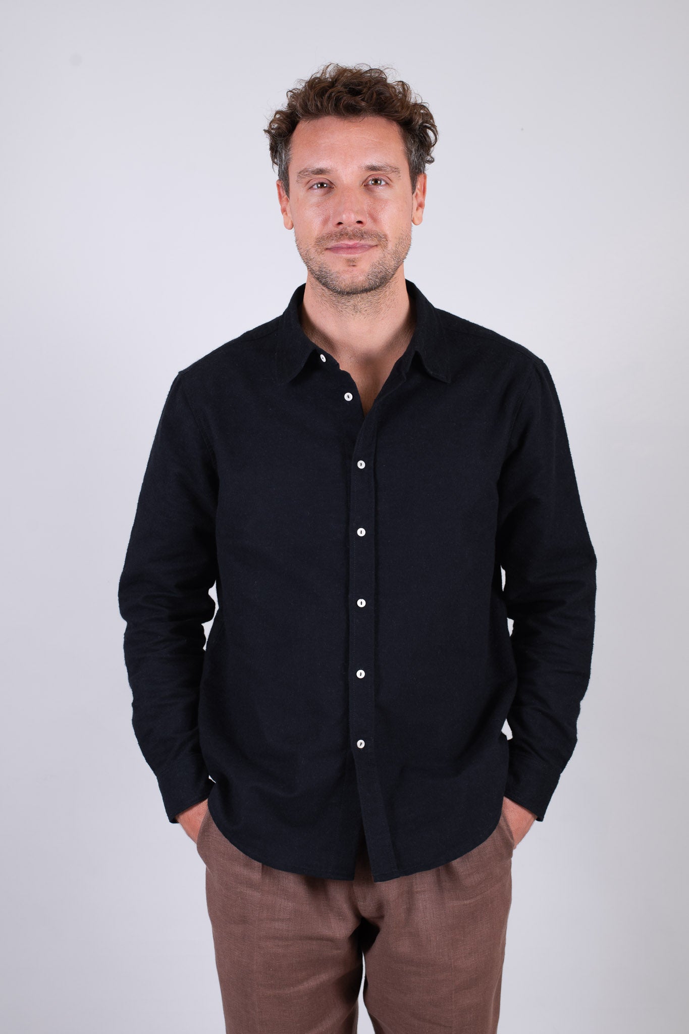 Men's flannel shirt with collar - Black