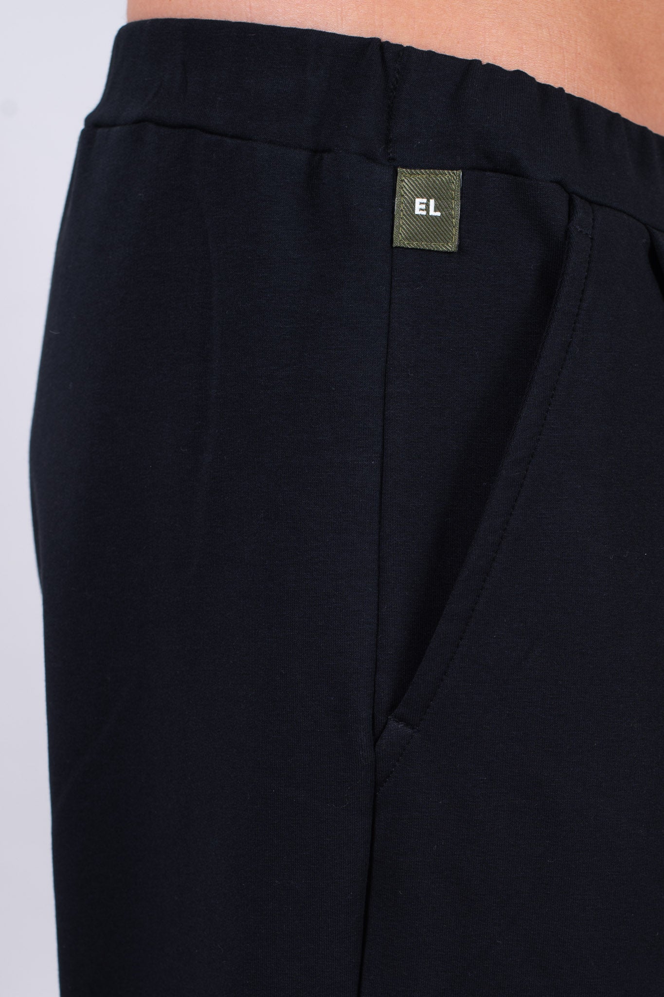 Pánske teplákové nohavice wide z biobavlny Black - Straight-leg