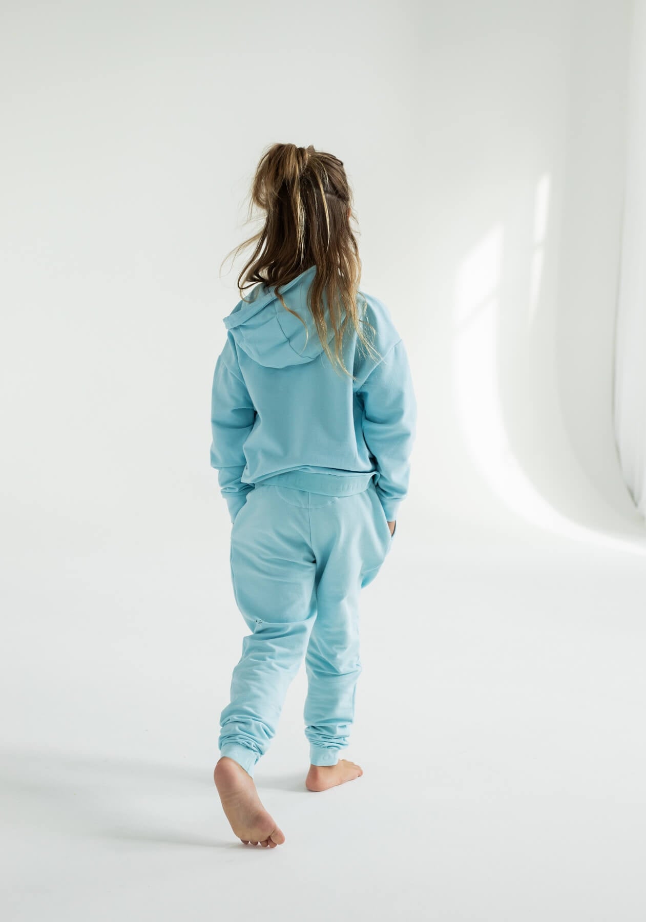 Kids spodnie dresowe bawełna organiczna Sky blue