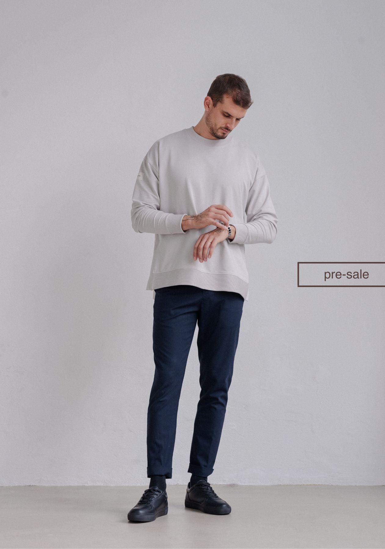 Men Sweatshirt Classic organic cotton Pearl gray - Loose fit