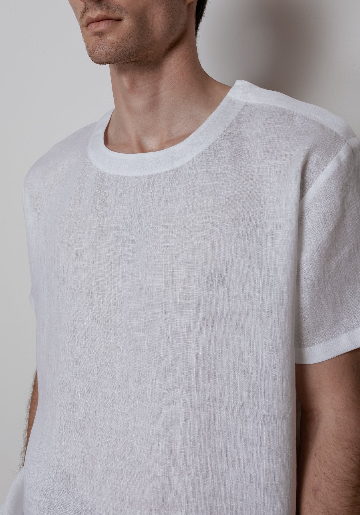 Męska regularna lniana koszulka T-shirt - White