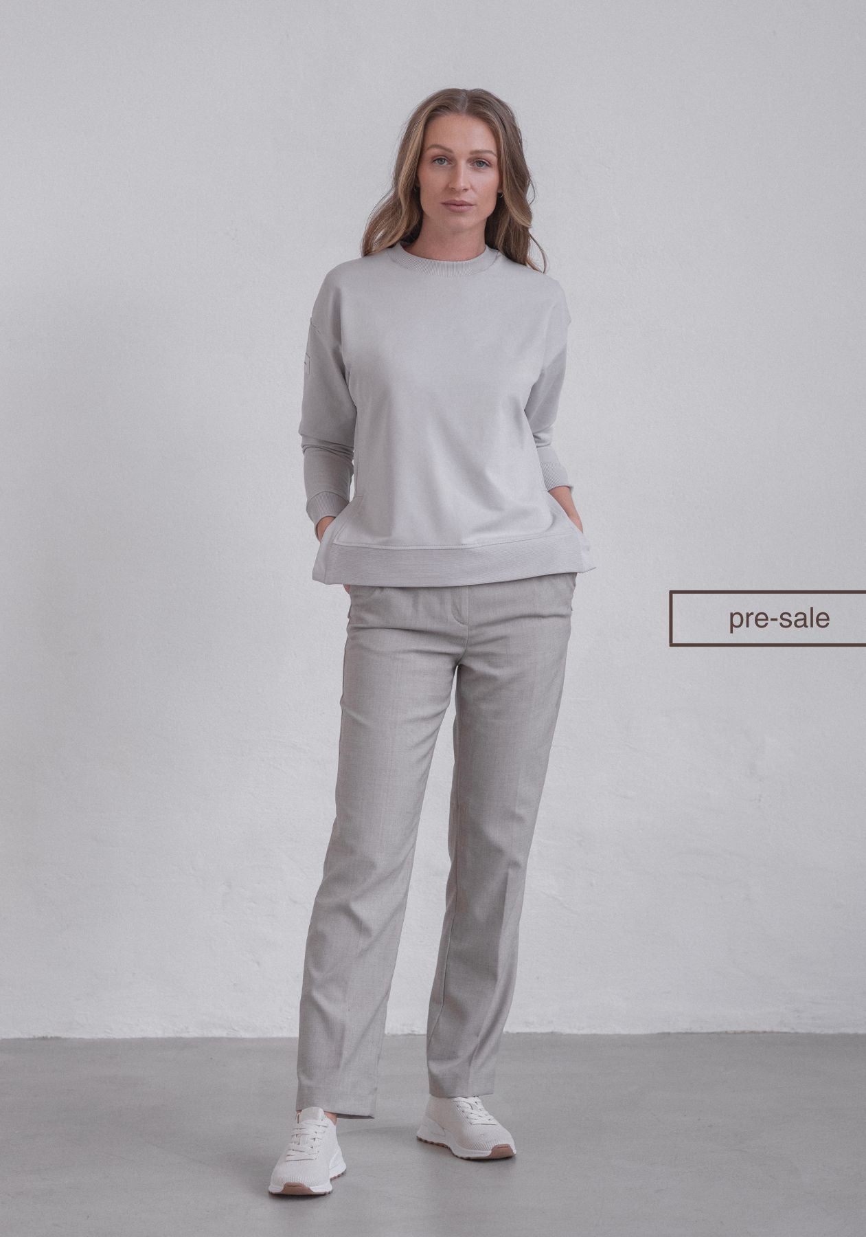 Dámská mikina Classic z biobavlny Pearl gray - loose fit