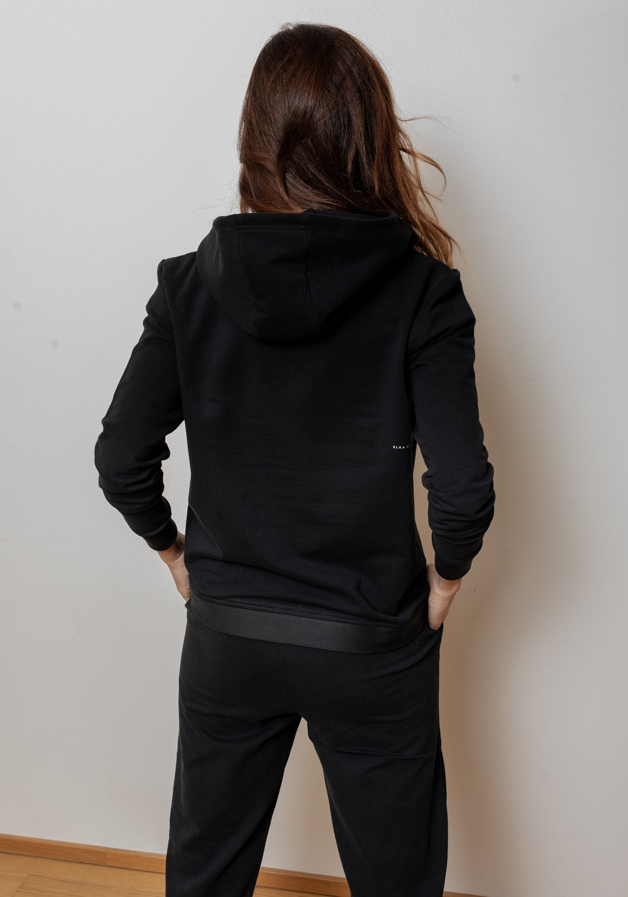 Dámska mikina s kapucňou z biobavlny Black brushed - regular update