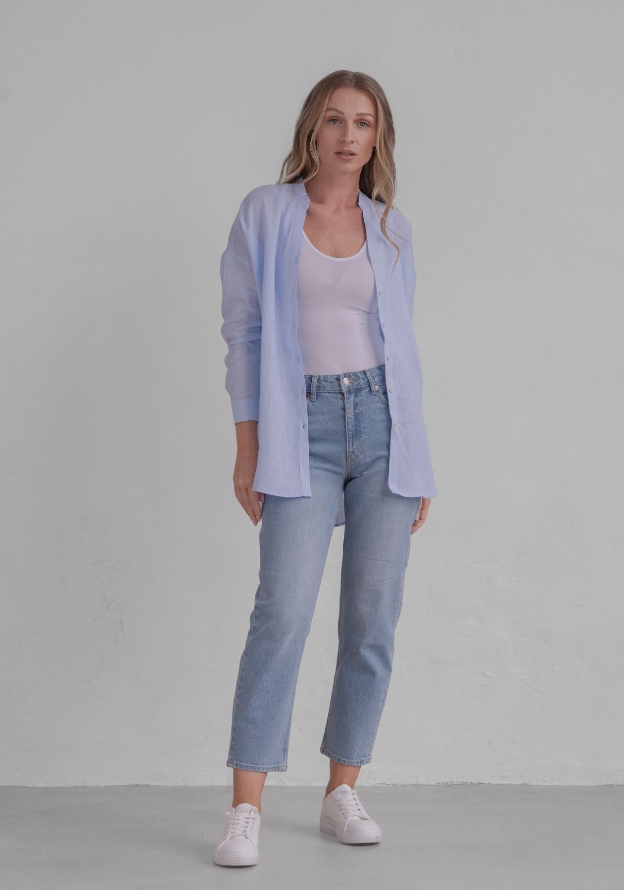 Women linen shirt Light blue