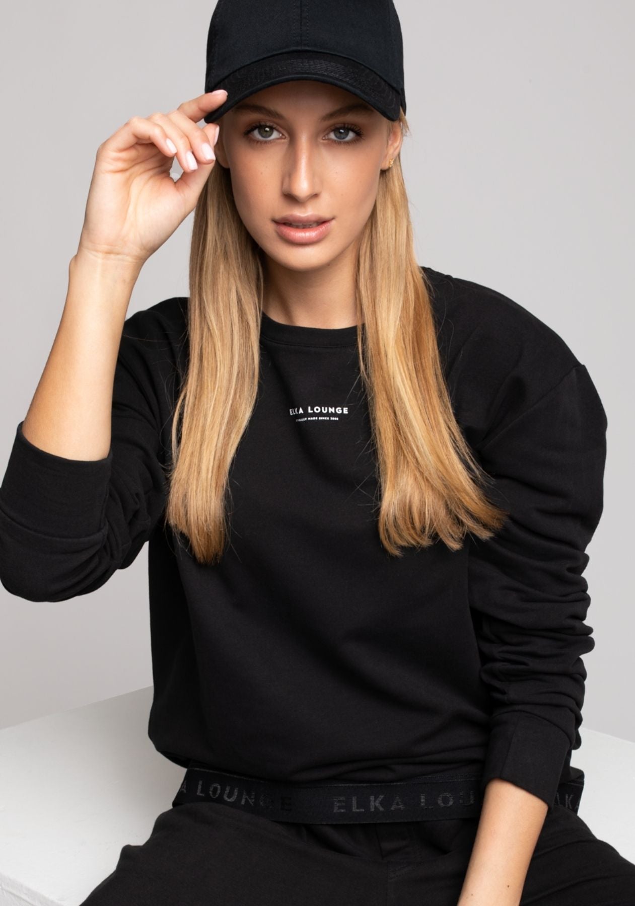 Women bluza bez kaptura z bawełny organicznej Black - regular