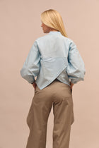 Dámská biobavlněná košile V crop - oversized